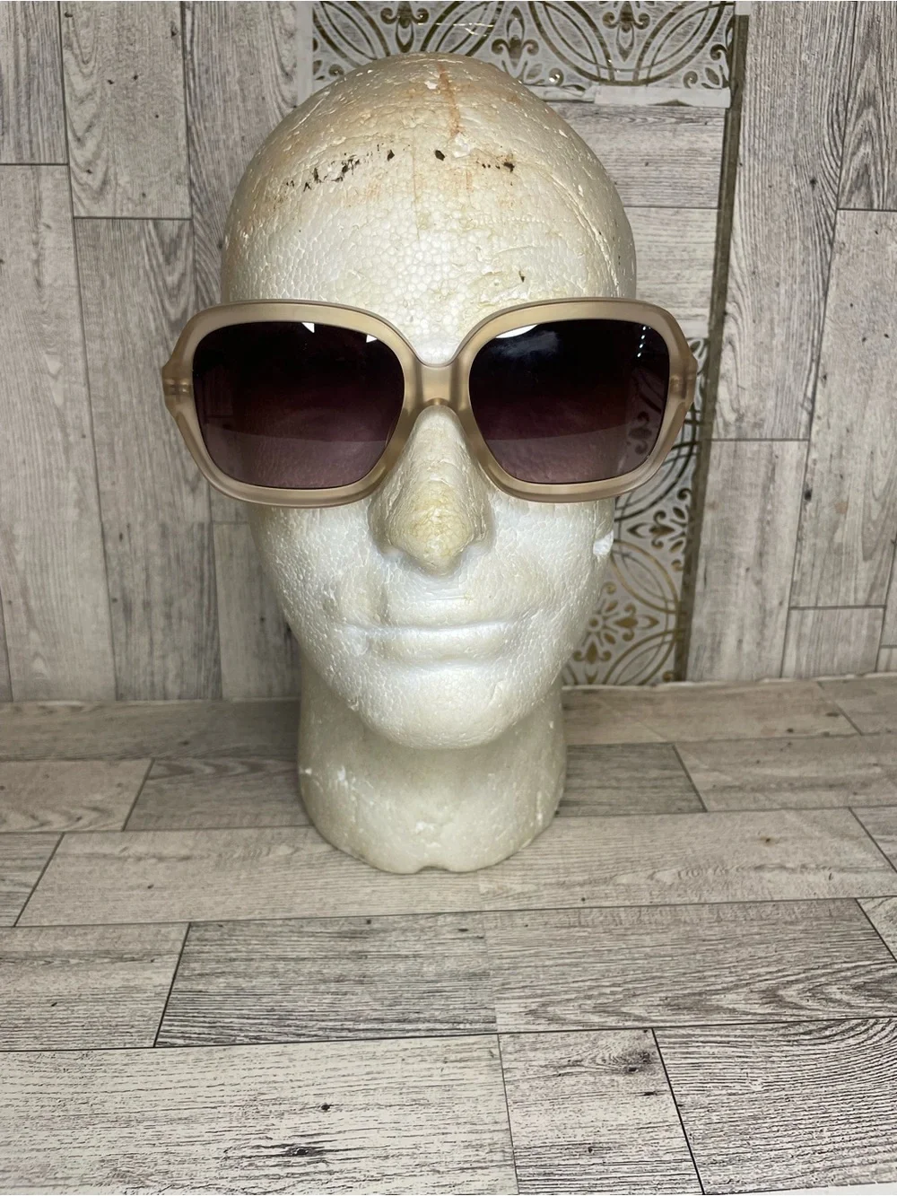 Sama karolina Women's Oversized Square Sunglasses